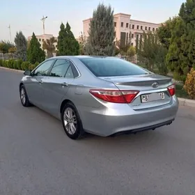 Toyota Camry 2016