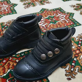 сапожка детский новый