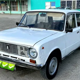 Lada 2104 1982