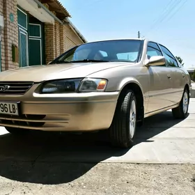 Toyota Camry 1998