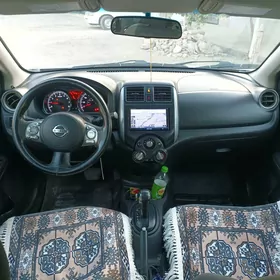 Nissan Versa 2013