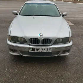 BMW E39 1999