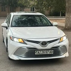 Toyota Camry 2020