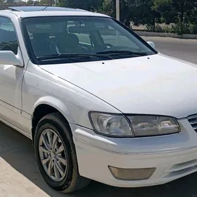 Toyota Camry 2000