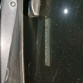 Hyundai Elantra 2019