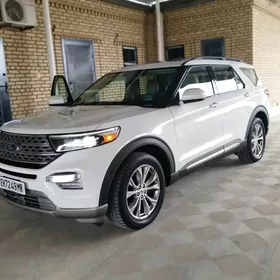 Ford Explorer 2021