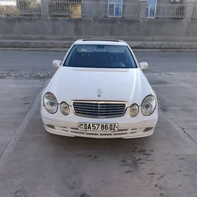 Mercedes-Benz 230E 2004