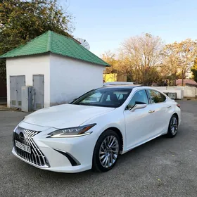 Lexus ES 350 2020