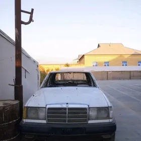 Mercedes-Benz 230E 1987