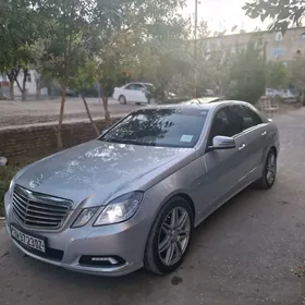 Mercedes-Benz E350 2010