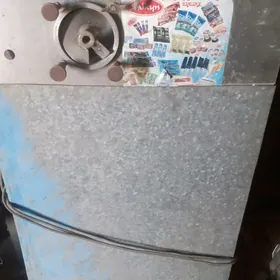 Морожений аппарат