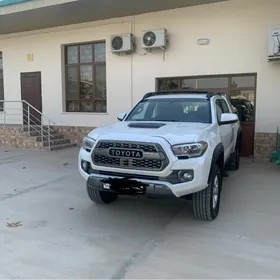 Toyota Tacoma 2018