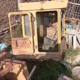 бульдозер чиз с160 морда