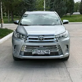 Toyota Highlander 2018