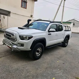 Toyota Tacoma 2019