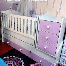 детская кроватка