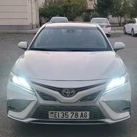 Toyota Camry 2022