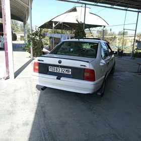 Opel Vectra 1993