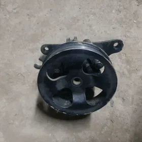 tayota rulewoy usilitel