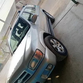 Nissan Pathfinder 2001