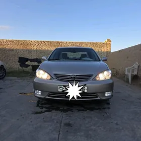 Toyota Camry 2004
