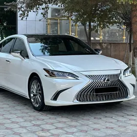 Lexus ES 350 2020