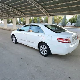 Toyota Camry 2010