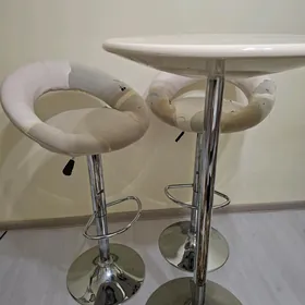 2 барных стула и стол Италия