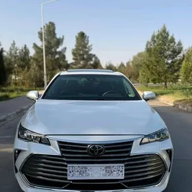 Toyota Avalon 2022