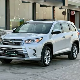 Toyota Highlander 2019