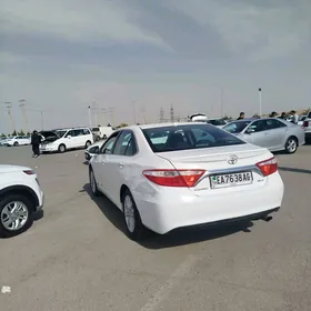 Toyota Camry 2016