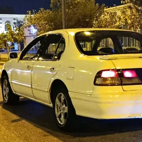 Nissan Cefiro 1995