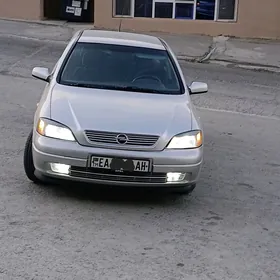 Opel Astra 2000