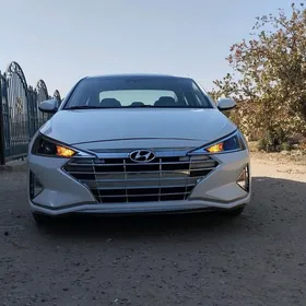 Hyundai Elantra 2020