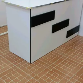 polka witrina Kassa mebel