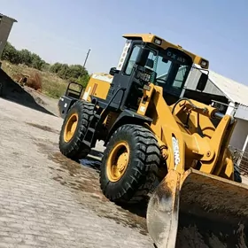 XCMG LW300F 2015