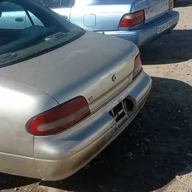 Nissan Bluebird 1997