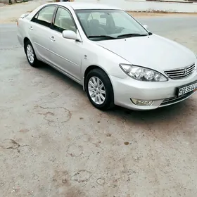 Toyota Camry 2004