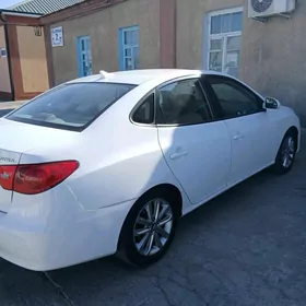Hyundai Elantra 2010