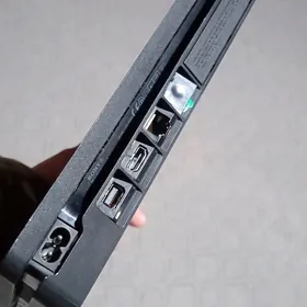 Playstation 4slim
