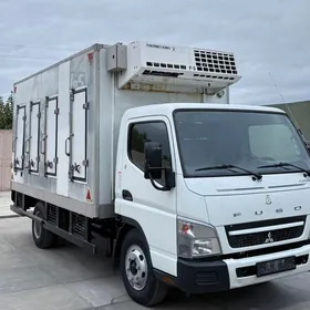Mitsubishi Canter 2023