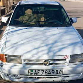Opel Astra 1993