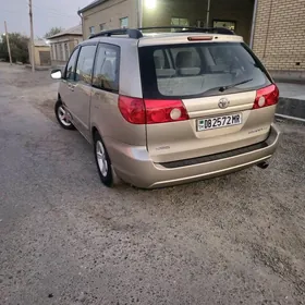 Toyota Sienna 2009