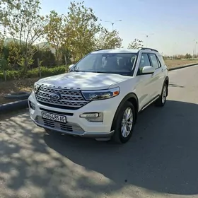 Ford Explorer 2022