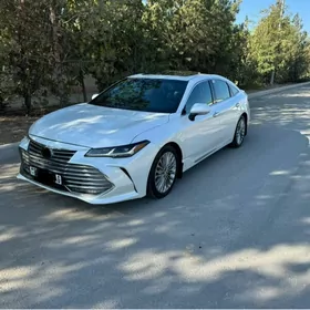 Toyota Avalon 2019