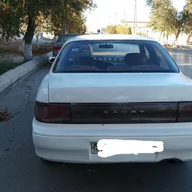 Toyota Camry 1991
