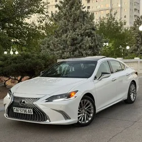 Lexus ES 350 2019