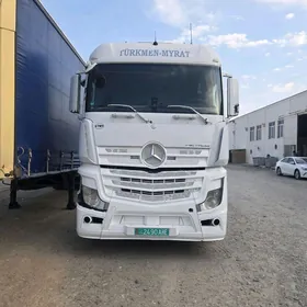 Mercedes-Benz ACTROS 3331 2014