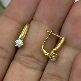 Gyzyl caga gulakhalka