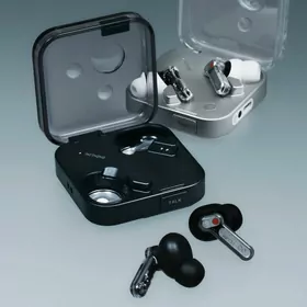 NAUSNIK BLUETOOTH  NOTHING